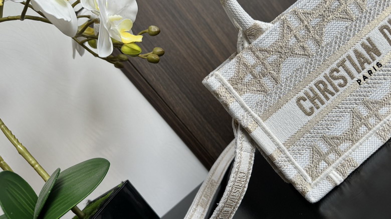 Dior 7001 21 5x13x7 5cm wz1_5