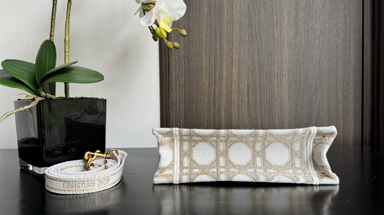 Dior 7001 21 5x13x7 5cm wz1_7