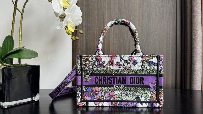 Dior 7001 21 5x13x7 5cm wz_1