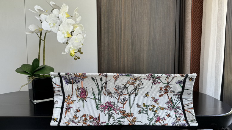 Dior 8001 41x35x18cm wz1_4