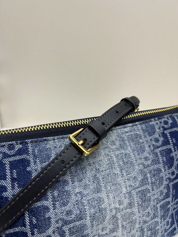 Dior D053 28 5x14 5x10cm jj_6