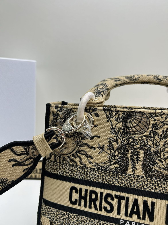 Dior M8002 24x20x11cm jj6_6