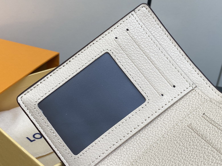 Emilie M60688 12x9 5x1 5cm gf3_9