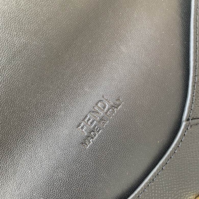 F8NO151 23X17X1cm XMY 7