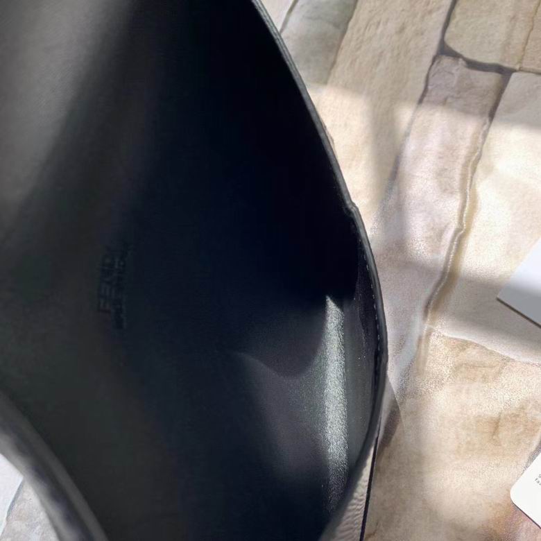 F8NO151 23X17X1cm XMY 8