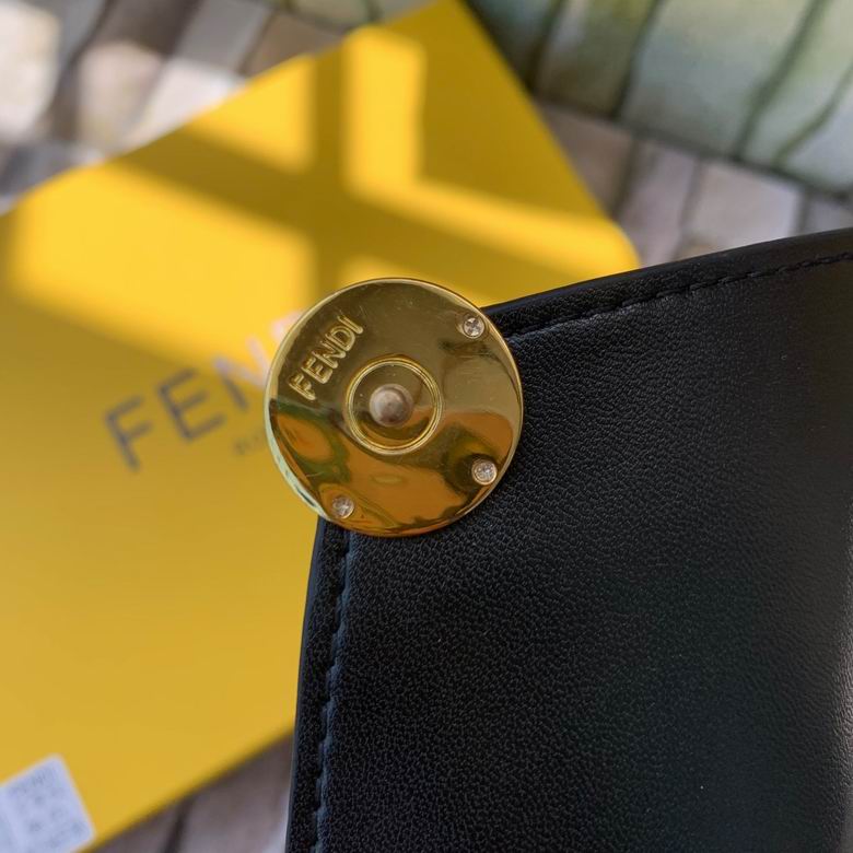 F8NO151A6 23X17X1cm XMY 7