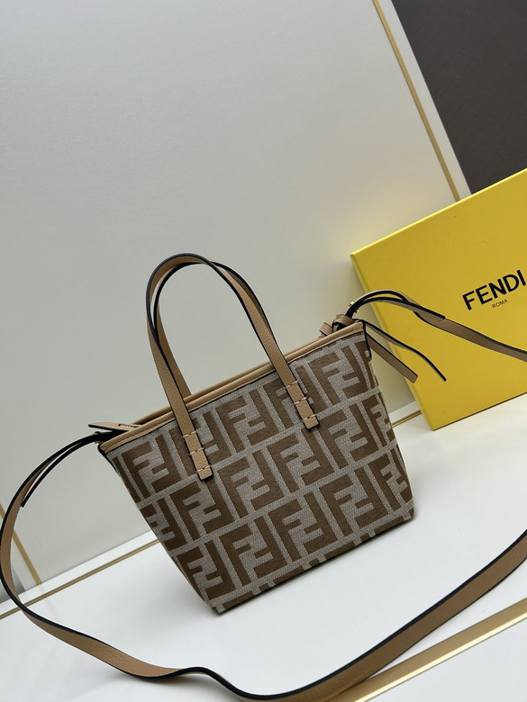 Fendi 3017 23x19 5x15cm jj1_3