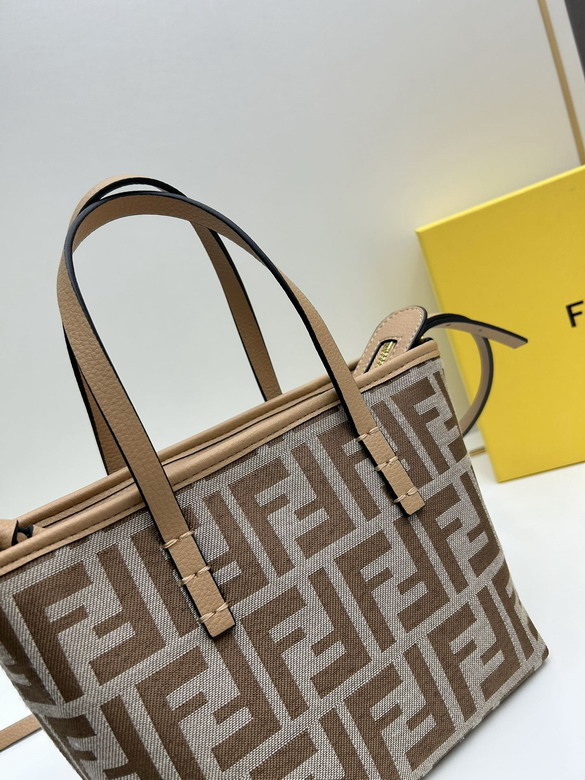 Fendi 3017 23x19 5x15cm jj1_4
