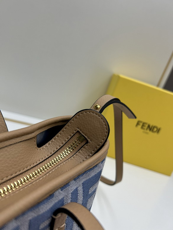 Fendi 3017 23x19 5x15cm jj2_6