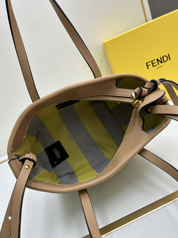 Fendi 3017 23x19 5x15cm jj3_7