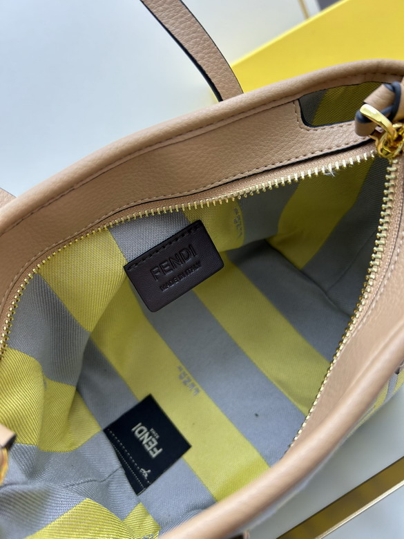 Fendi 3017 23x19 5x15cm jj3_8