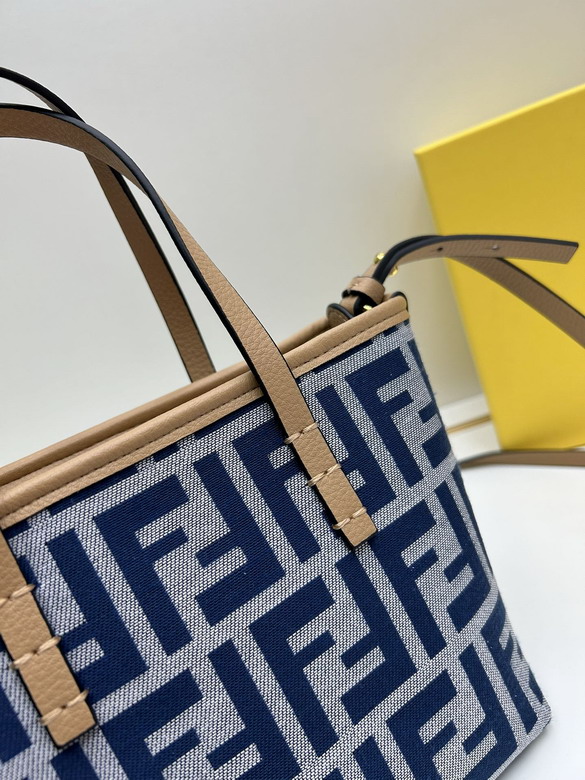 Fendi 3017 23x19 5x15cm jj_5