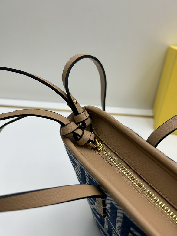 Fendi 3017 23x19 5x15cm jj_6