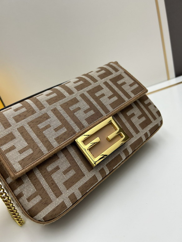 Fendi 3972 5x20x13cm jj1_5