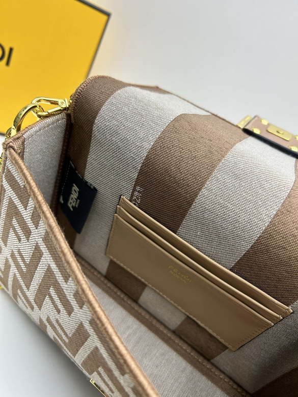 Fendi 3972 5x20x13cm jj1_8