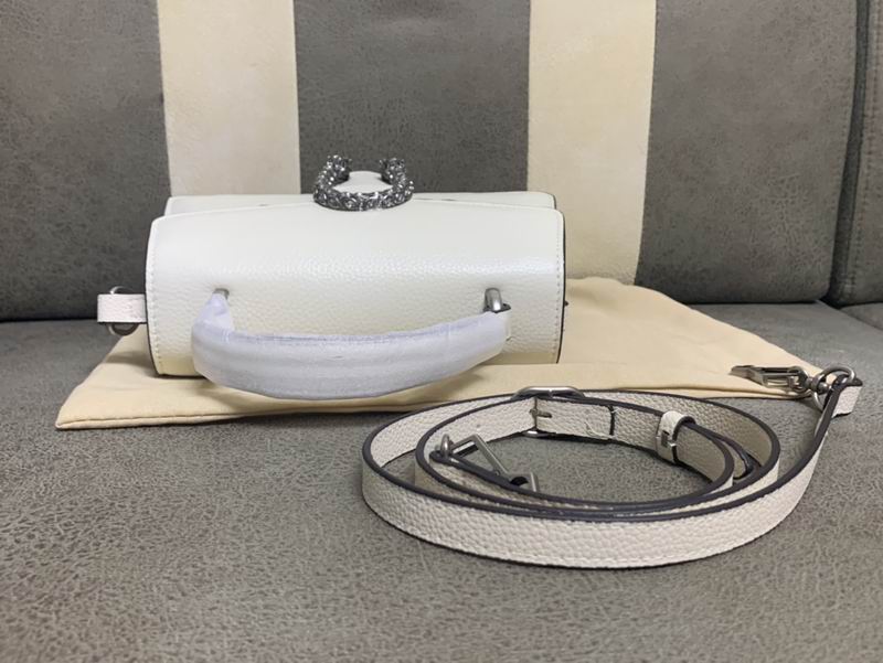 GG Dionysus 739496 24x16x11cm zy (24)