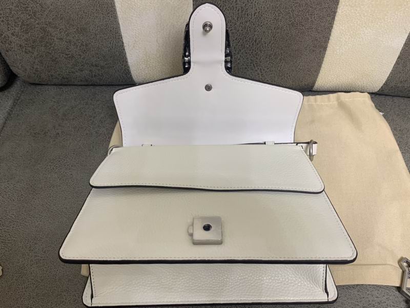 GG Dionysus 739496 24x16x11cm zy (25)