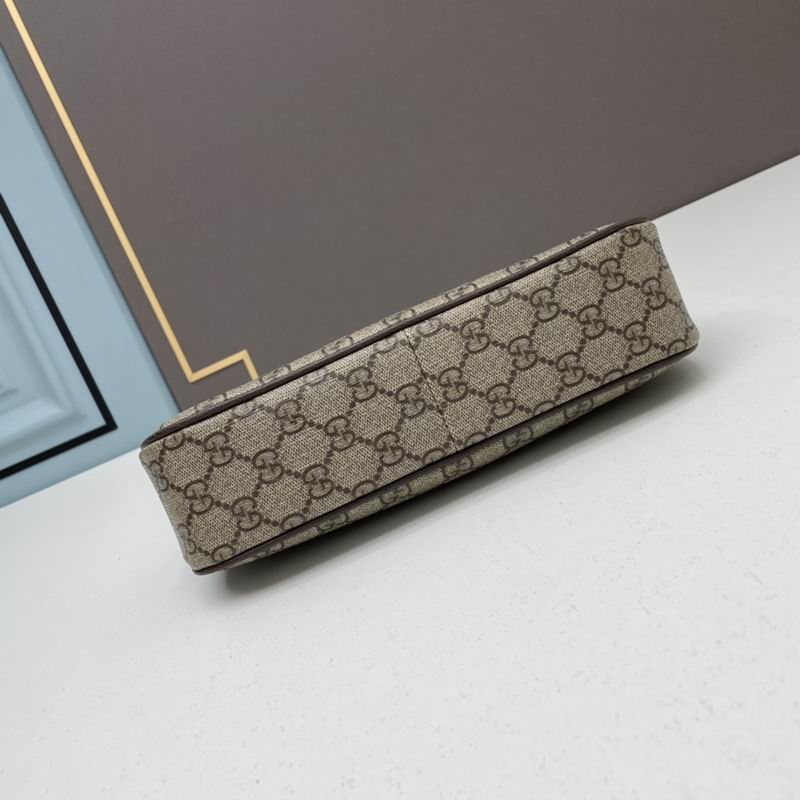 GG Supreme 21x19x5cm ww (4)