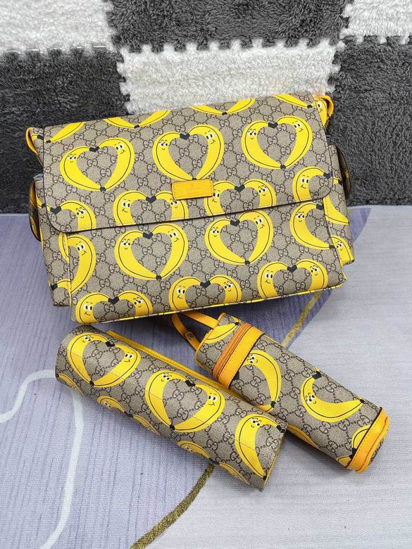 Gucci 42x30x15cm CX 10 (1)