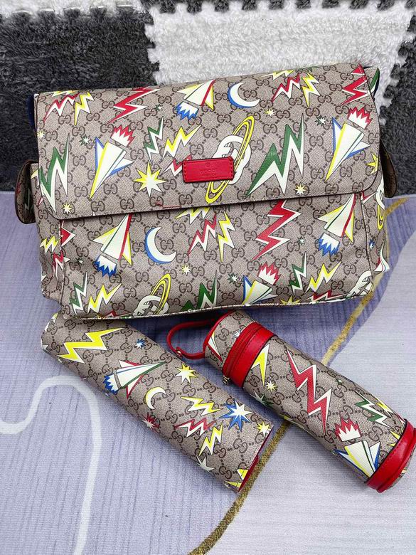 Gucci 42x30x15cm CX 11 (2)