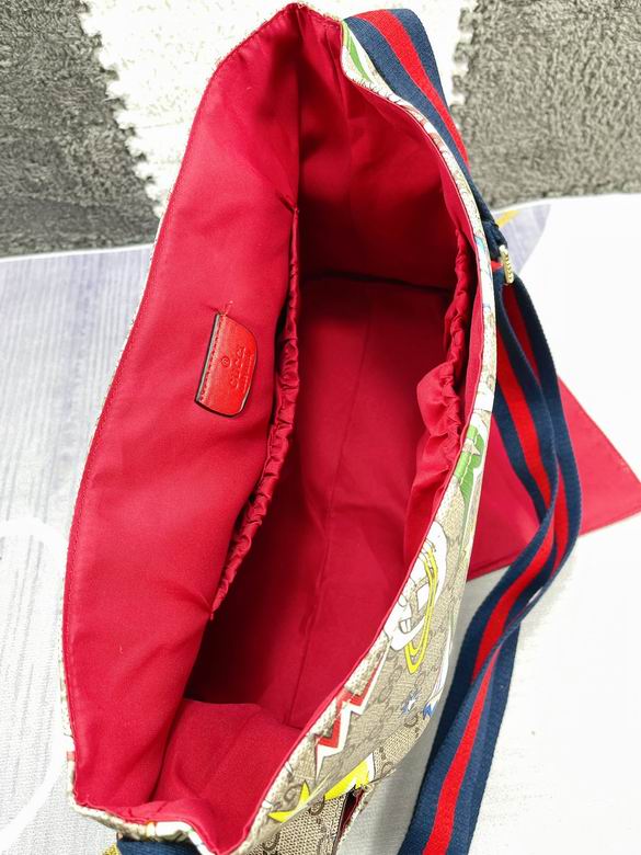 Gucci 42x30x15cm CX 11 (5)