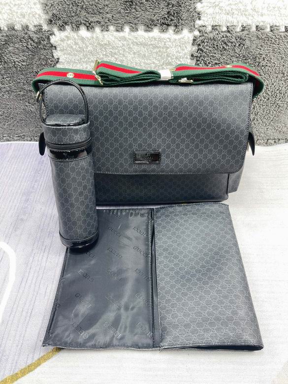 Gucci 42x30x15cm CX 15 (1)