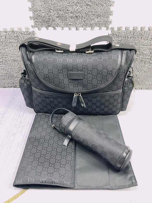 Gucci 42x30x15cm CX 4 (1)