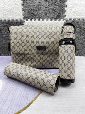 Gucci 42x30x15cm CX 6 (2)