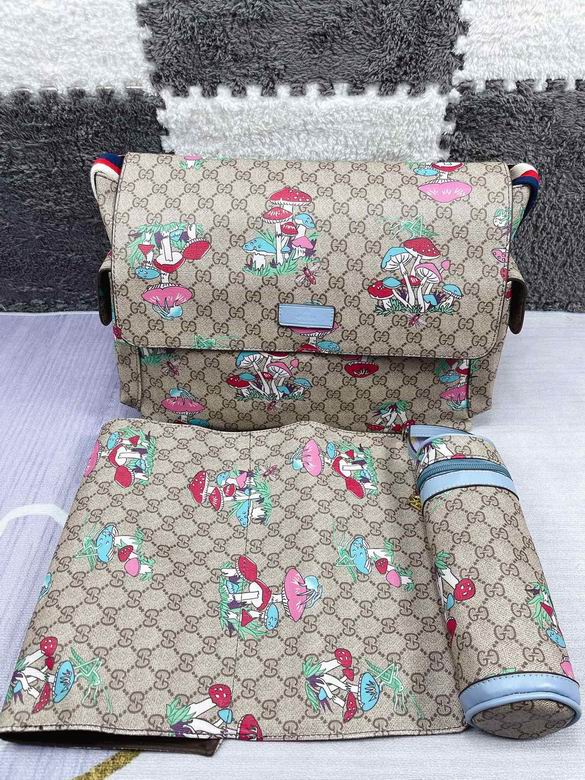 Gucci 42x30x15cm CX 9 (3)