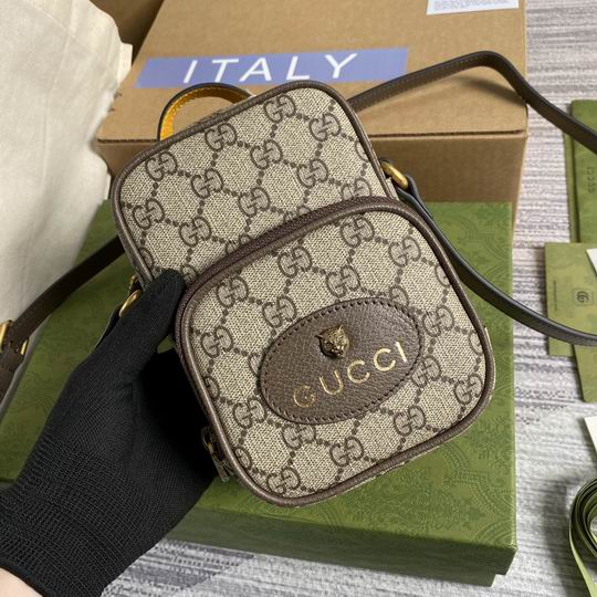 Gucci 658556 12x16x7cm CN (3)