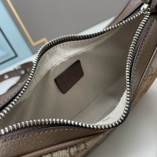 Gucci Attache 699409 23x22x5cm ww (31)