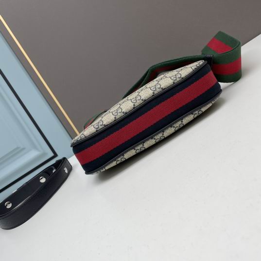 Gucci Attache 699409 23x22x5cm ww (36)