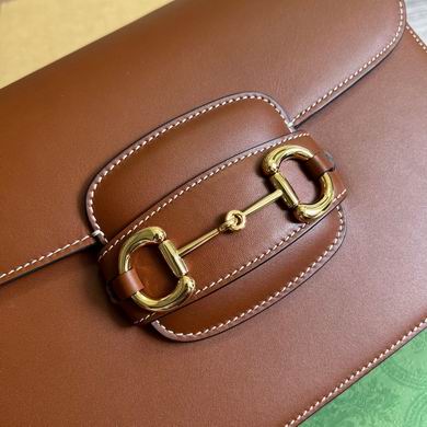 Horsebit 602204 25X18X8cm MP (6)