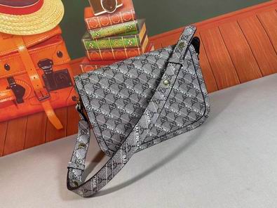 Horsebit 602204 25x18x8 cm df01 (12)