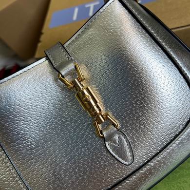 Jackie 675799 19X13X13cm MP (14)