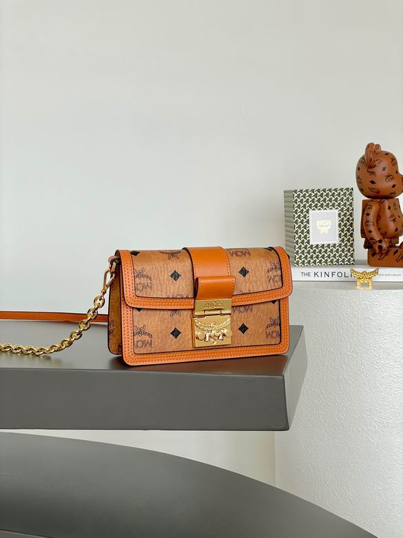 L090 18.5X5X11cm XM 6