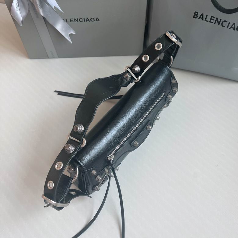 Le cagole 2237 30X14X4.5cm GY 5