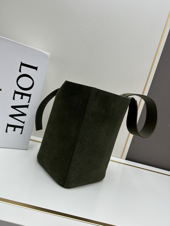 Loewe S652288 24 5x23 5x28cm jj1_2