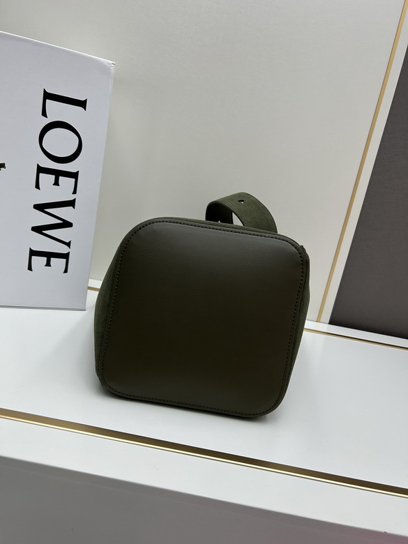 Loewe S652288 24 5x23 5x28cm jj1_4