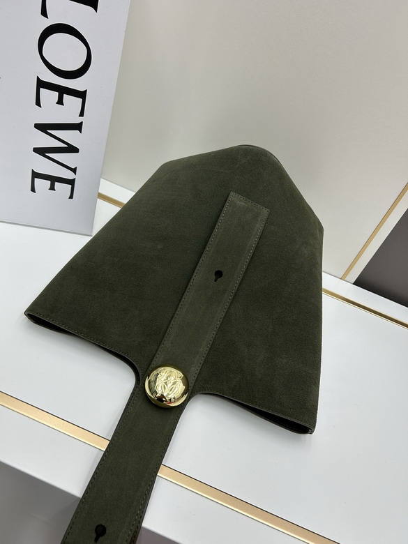 Loewe S652288 24 5x23 5x28cm jj1_5