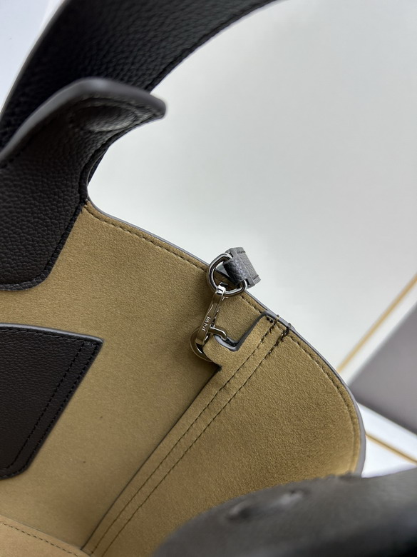 Loewe S652288 24 5x23 5x28cm jj3_6