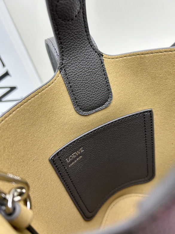 Loewe S652288 24 5x23 5x28cm jj3_8