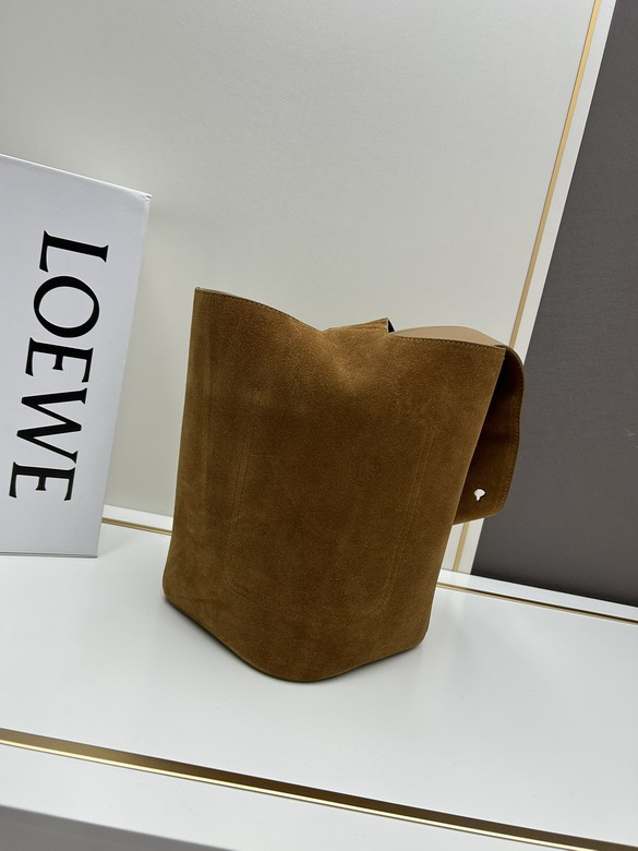 Loewe S652288 24 5x23 5x28cm jj_3