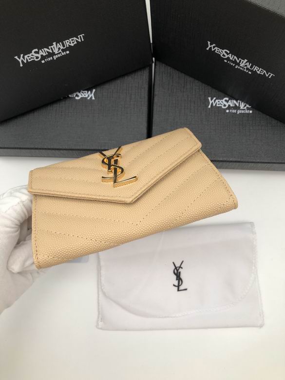 M1057 13.5X9.5X3cm YG 6