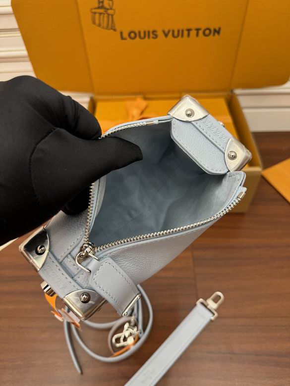 M25067 18X12.5X8cm YG 5