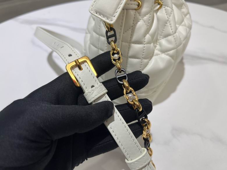 M2780 17X16X9cm YG 5