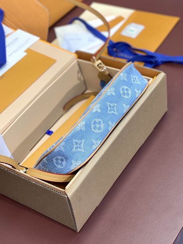 M40712 21X13X3cm YG 4