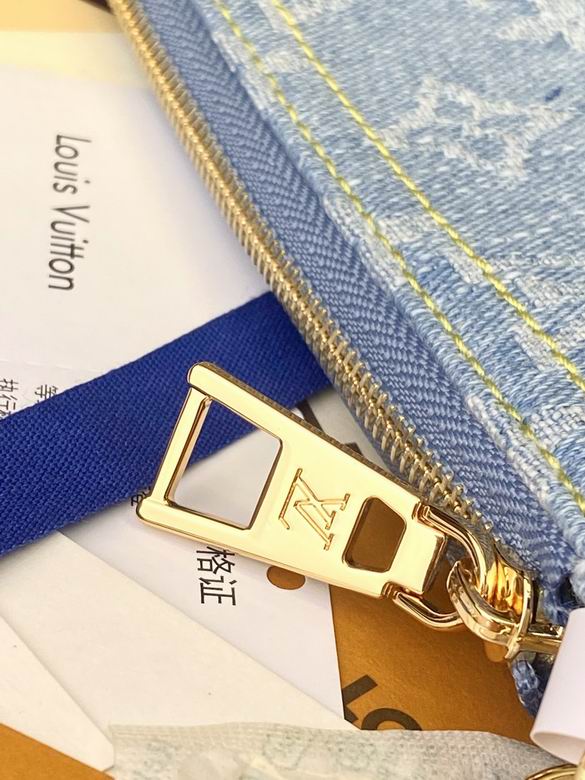 M40712 21X13X3cm YG 7