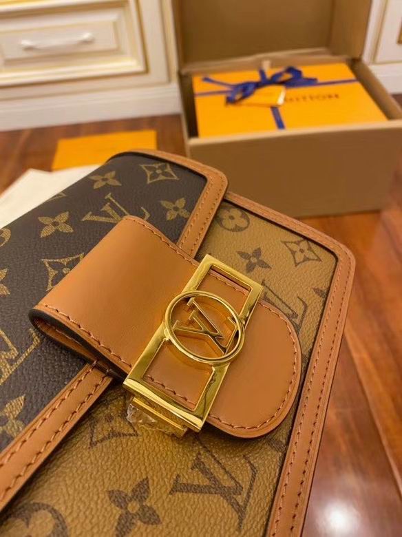 M44580 20X15X9cm YG 3