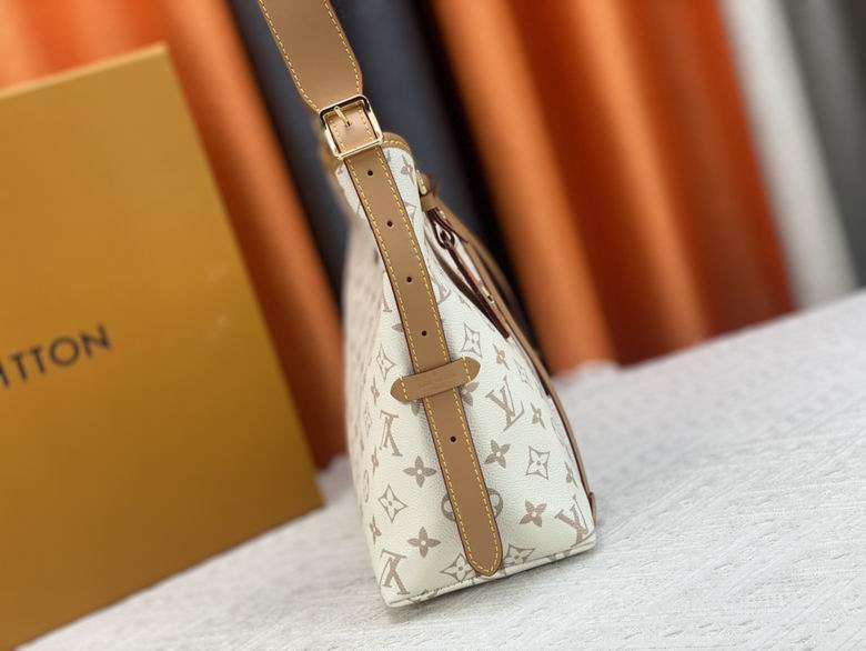 M46203 29X24X12cm XMY 7色 47